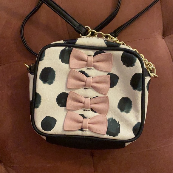 Purse - Picture 2 of 4